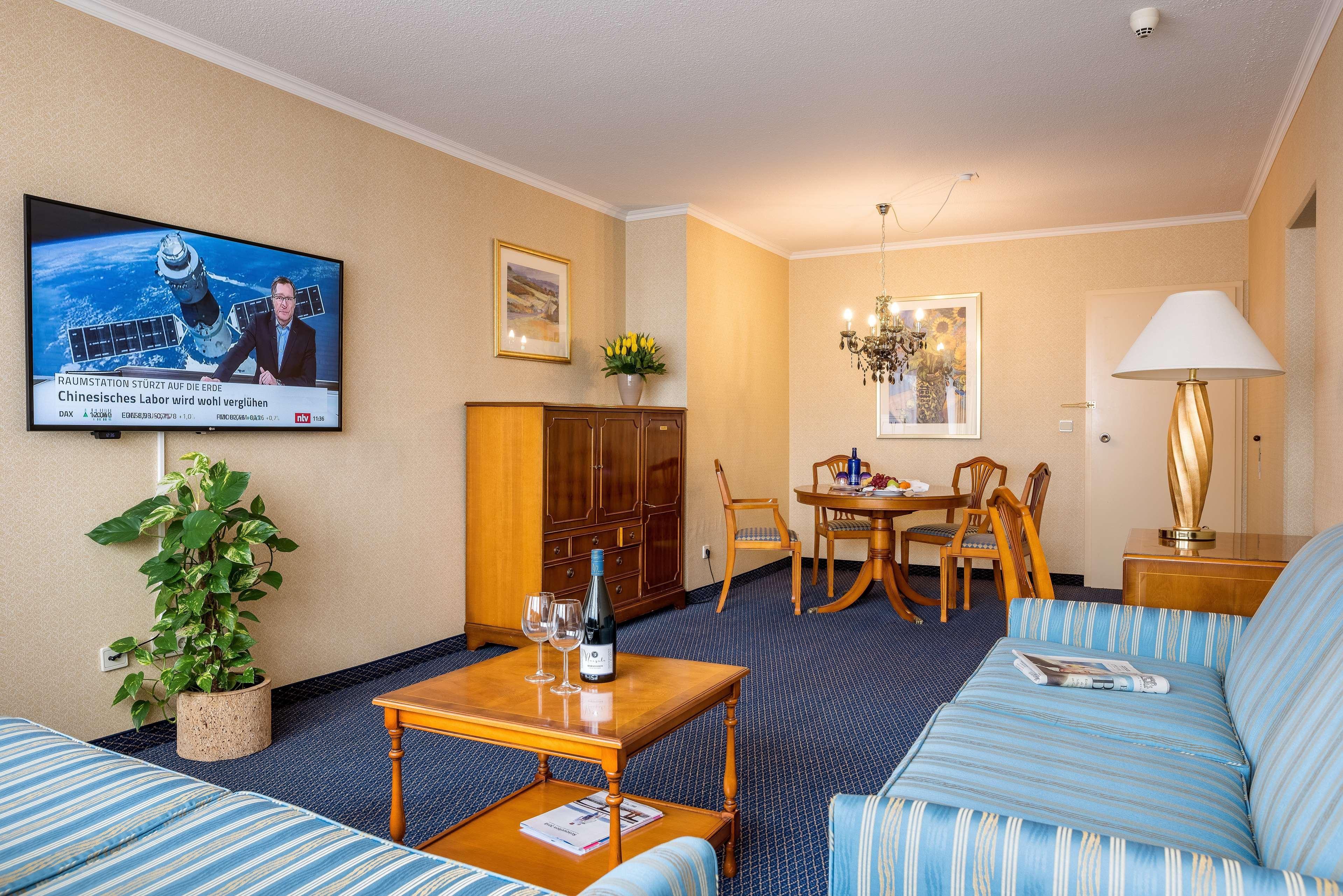 Leoso Hotel Ludwigshafen Exterior photo
